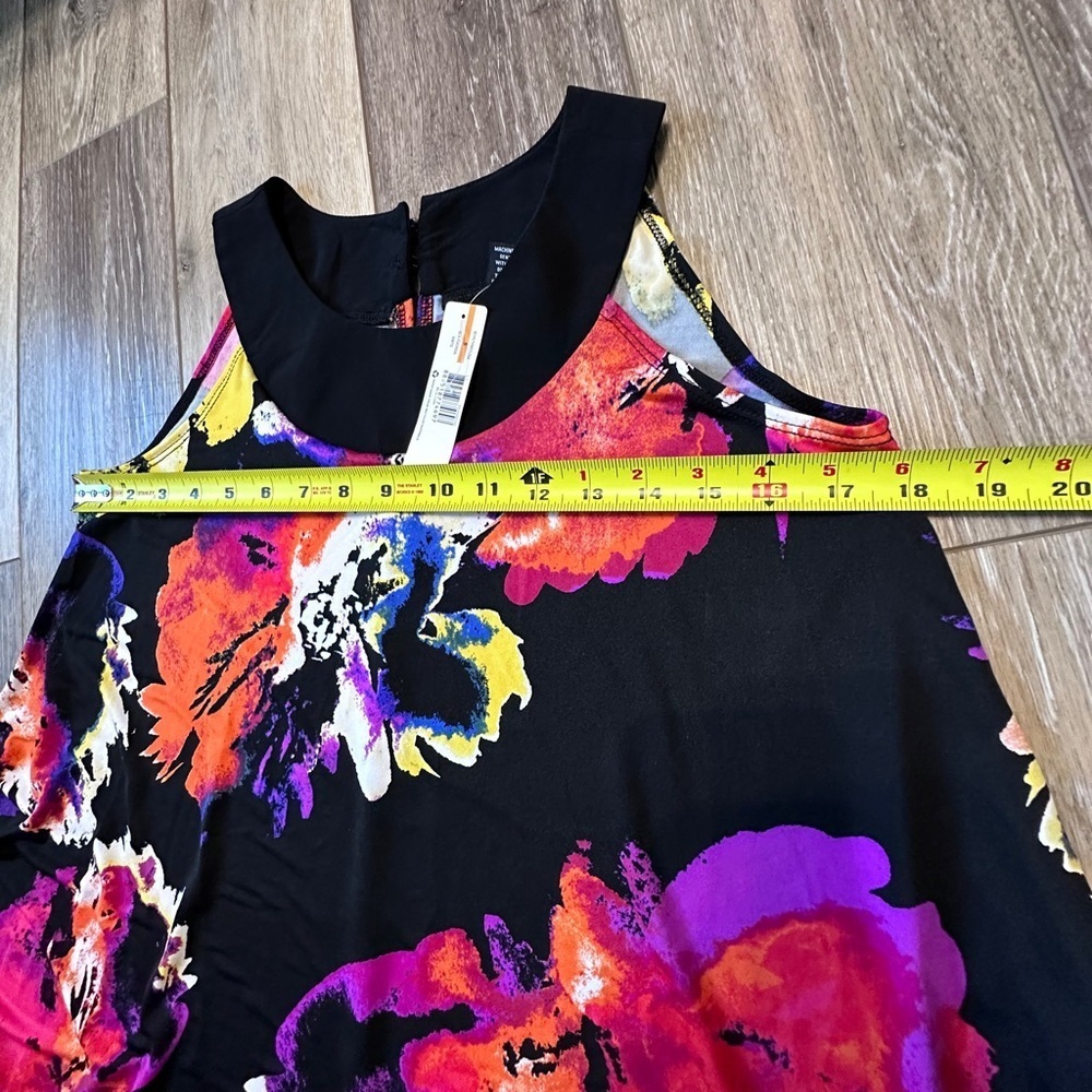 🛍️ NWT ND beautiful multi color sleeve less swig-top size Small - Picture 7 of 8